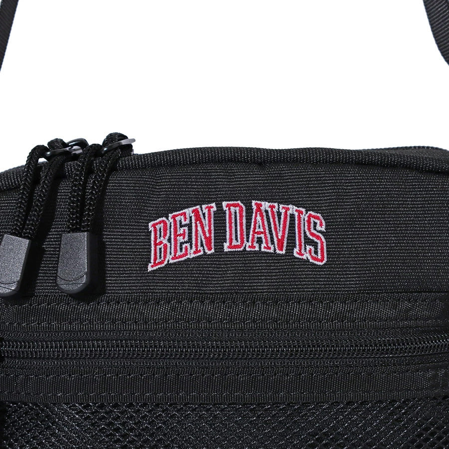 BEN DAVIS ベン デイビス ヨコ型 ショルダーバッグ メンズ レディース ユニセックス 男女兼用 ブランド カレッジ ロゴ 軽量 大容量 ちょうどいいサイズ感 ストラップ付 ショルダー取外可 旅行 お出かけ(7721600084)