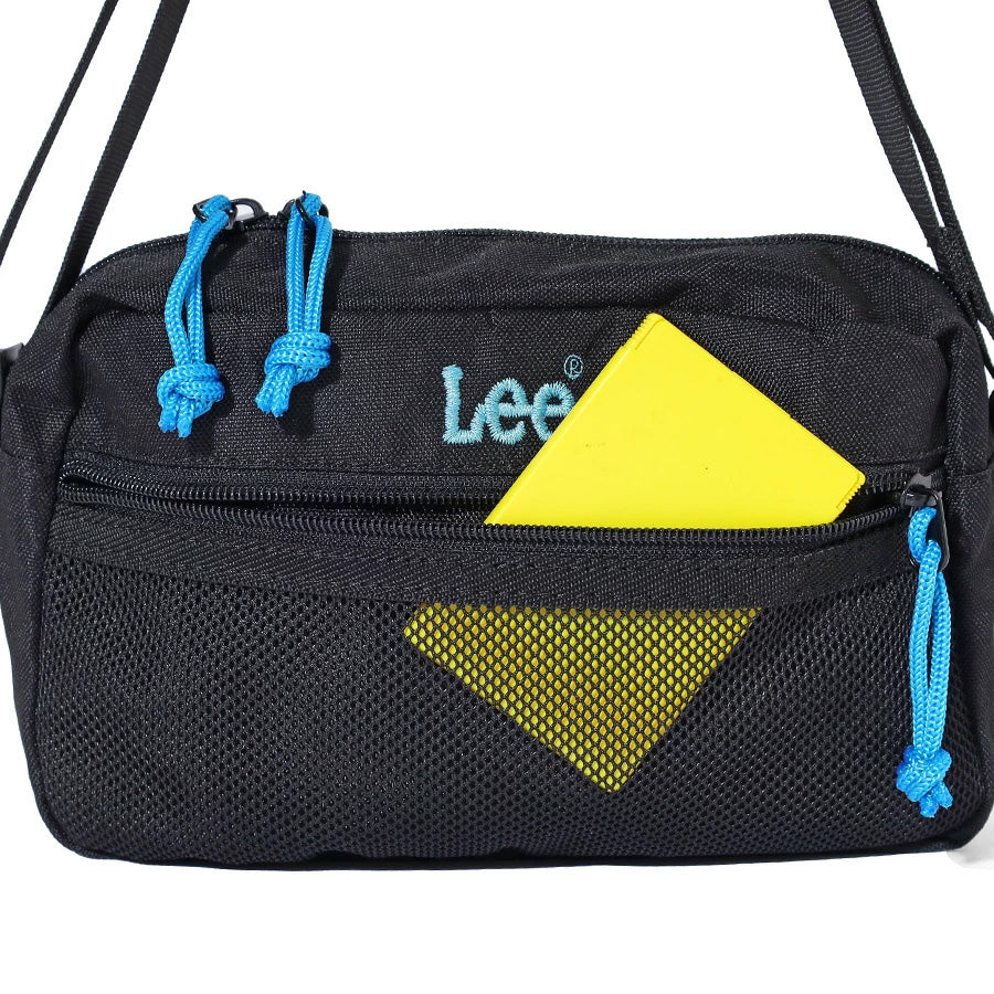Lee リー 推し活 推しのカラーが見つかる ヨコ型 横型 ショルダーバッグ メンズ レディース ユニセックス ブランド カラー刺繍ロゴ 引手 インナーポケット メイン収納 インナー フロント バック ポケット 旅行(7727840039)